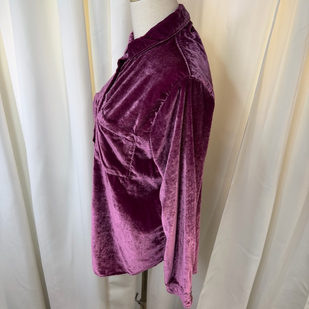 Pilcro ‘Relaxed Fit Velvet Button Down Shirt’ in Magenta / Purple Size Medium - Picture 7 of 15